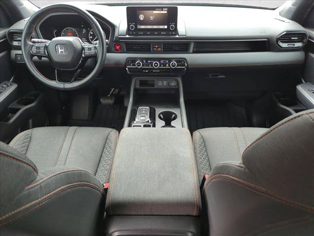 Used 2024 Honda Pilot Sport image 17