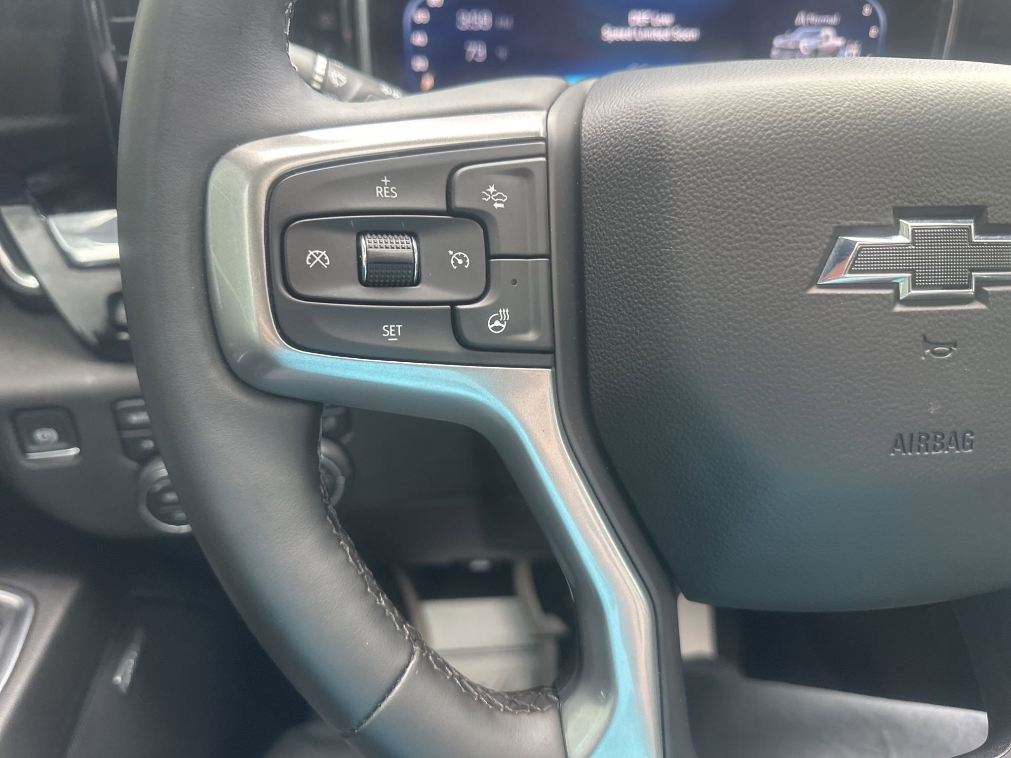 Used 2025 Chevrolet Silverado 2500 LTZ w/ Trail Boss Package image 38