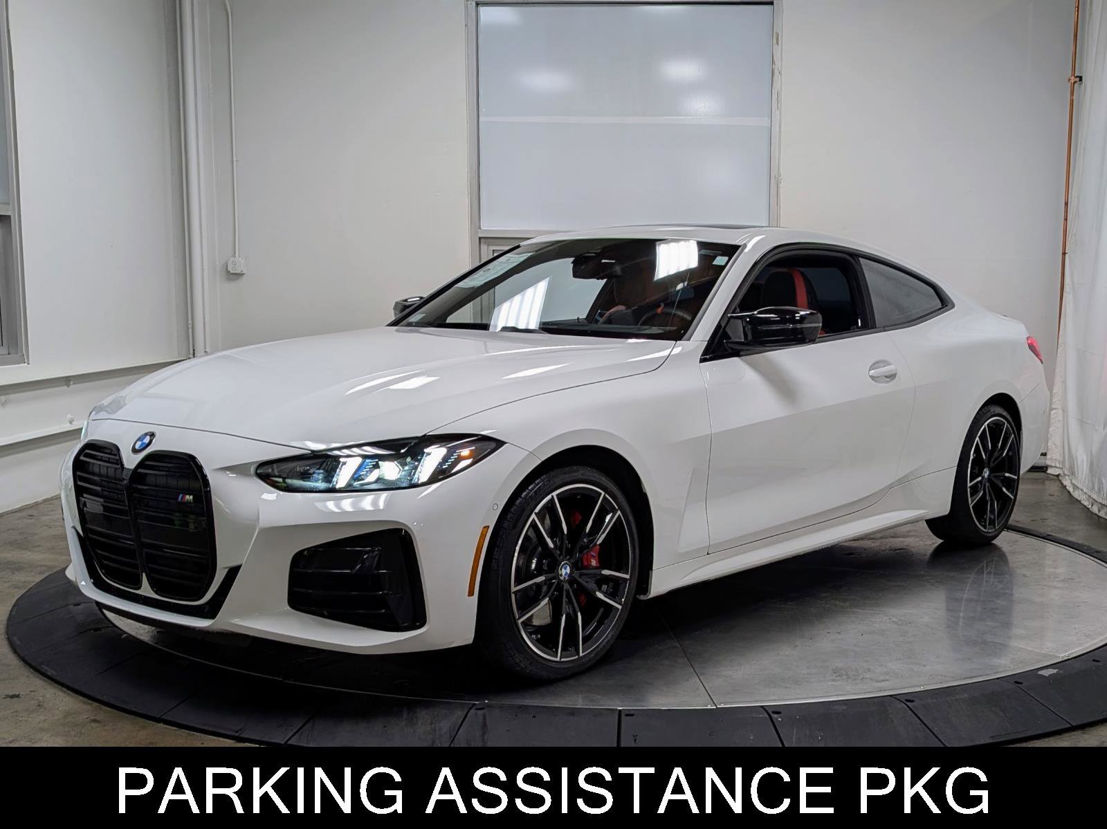 Used 2026 BMW 440i xDrive Coupe w/ Premium Package AWD/4WD image 4