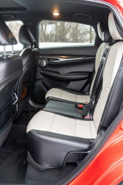 Used 2023 INFINITI QX55 Essential image 13