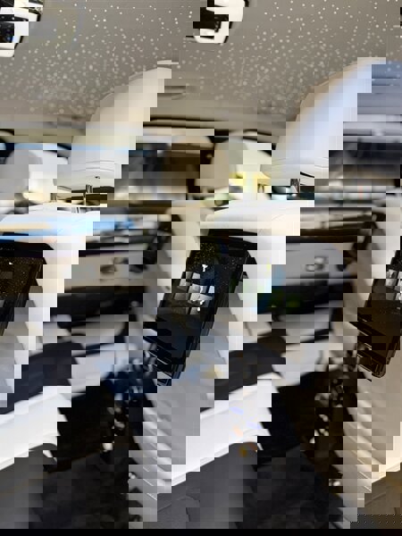 Used 2025 Rolls-Royce Cullinan image 20