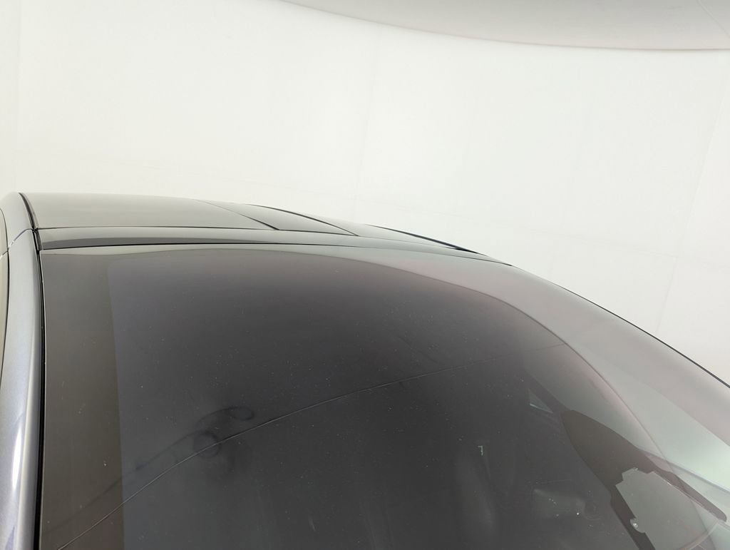 Used 2023 Tesla Model X image 23