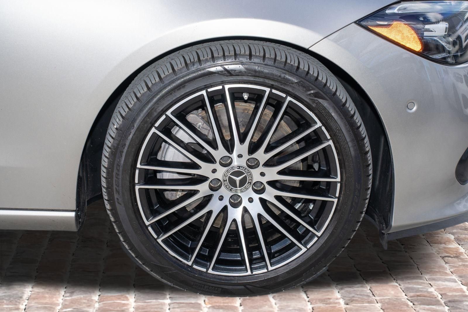 Used 2022 Mercedes-Benz C 300 4MATIC Sedan w/ Exclusive Trim Package image 41