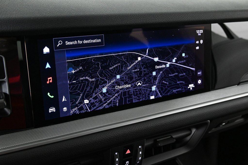 Used 2025 Porsche Cayenne Coupe image 14