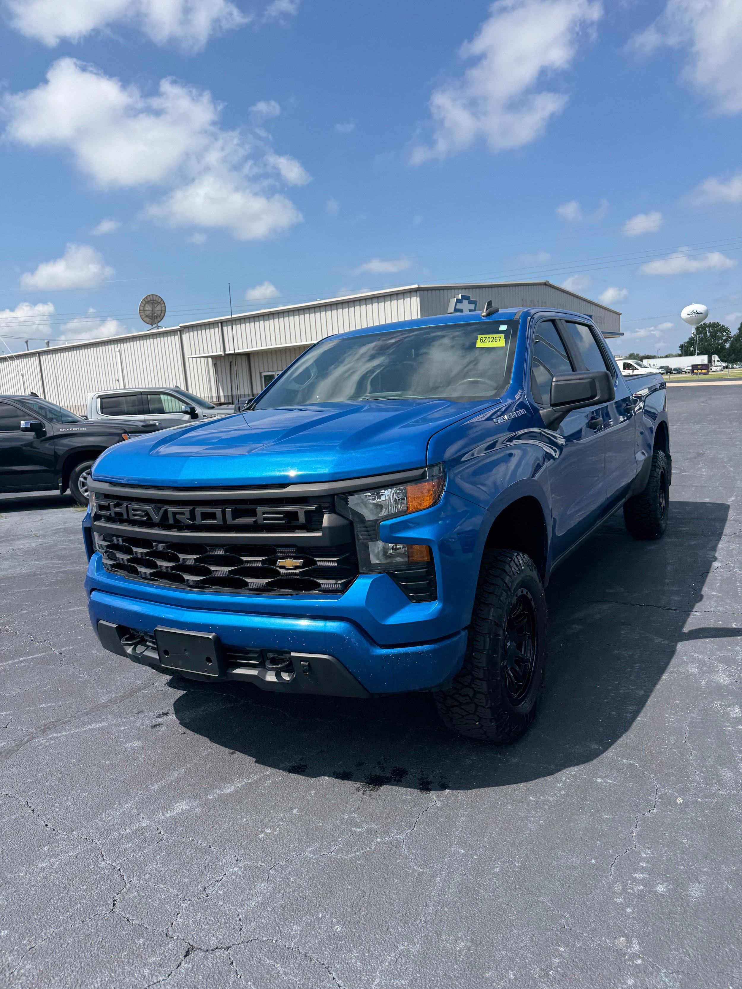 Used 2022 Chevrolet Silverado 1500 Custom AWD/4WD image 3