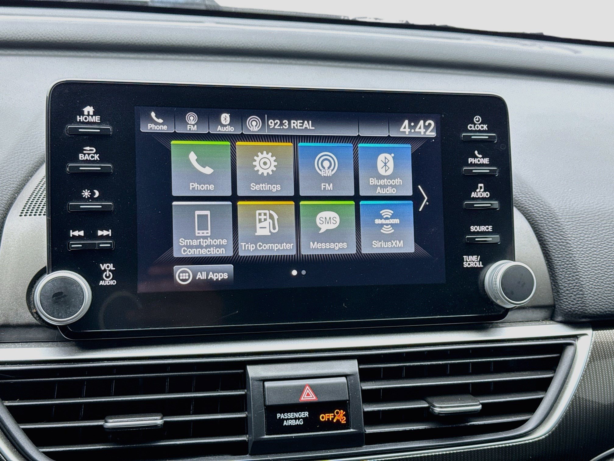 Used 2019 Honda Accord Sport image 9