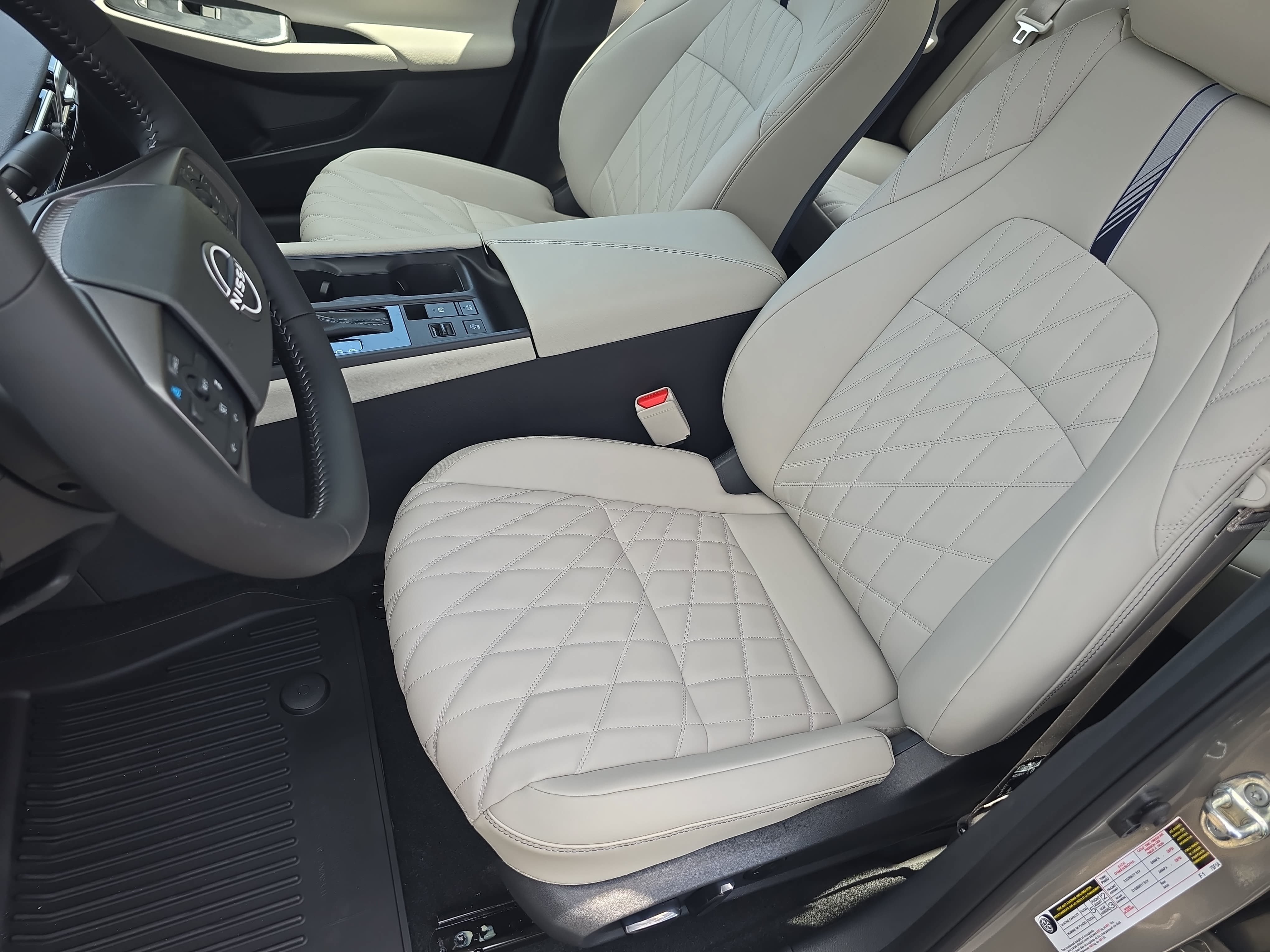New 2027 Nissan Sentra SL w/ Floor Mat Package FWD image 14