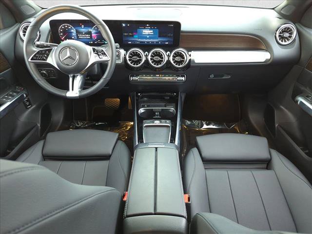 Used 2026 Mercedes-Benz GLB 250 image 19