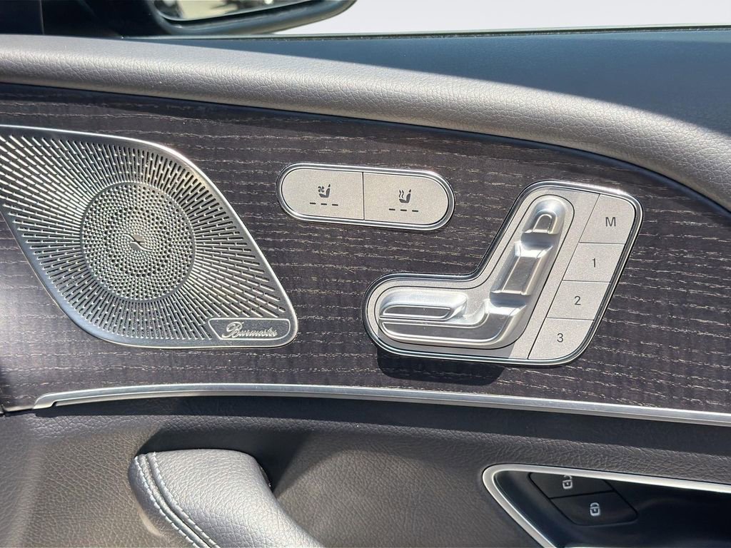 Used 2023 Mercedes-Benz GLS 580 4MATIC image 35