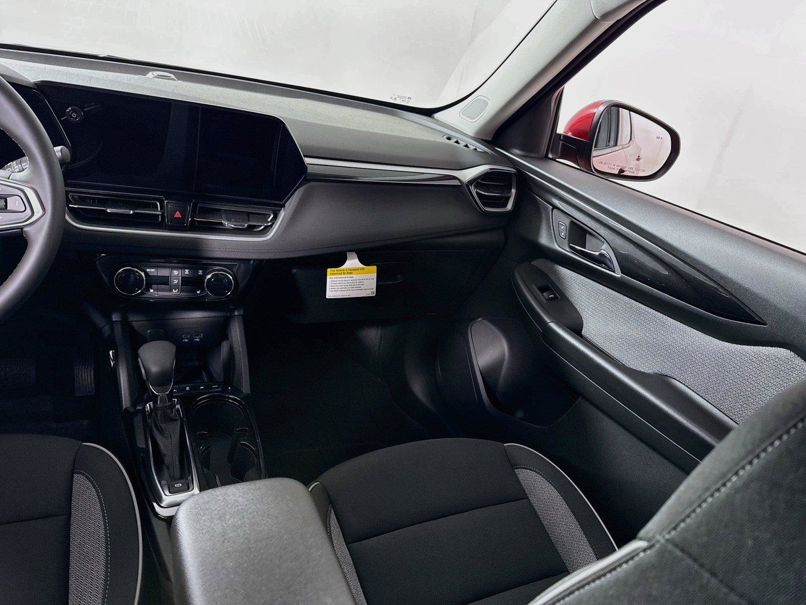 New 2026 Chevrolet TrailBlazer LT w/ Convenience Package AWD/4WD image 15