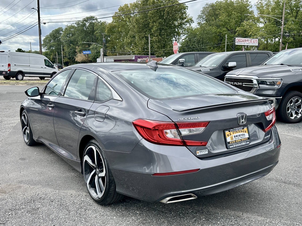 Used 2019 Honda Accord Sport image 4