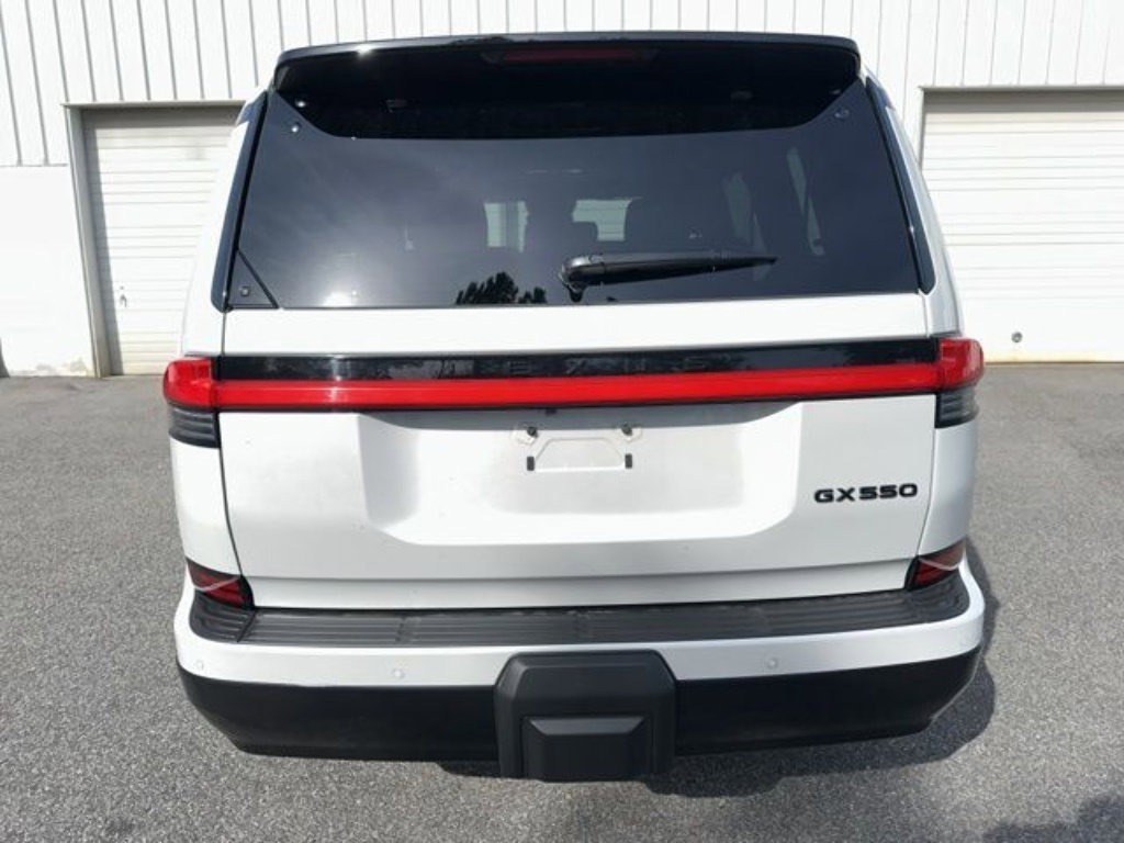 Used 2025 Lexus GX 550 AWD/4WD image 4