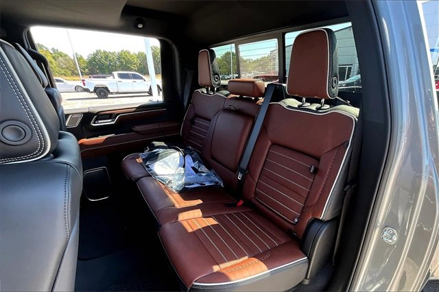 New 2026 GMC Sierra 3500 Denali Ultimate image 10