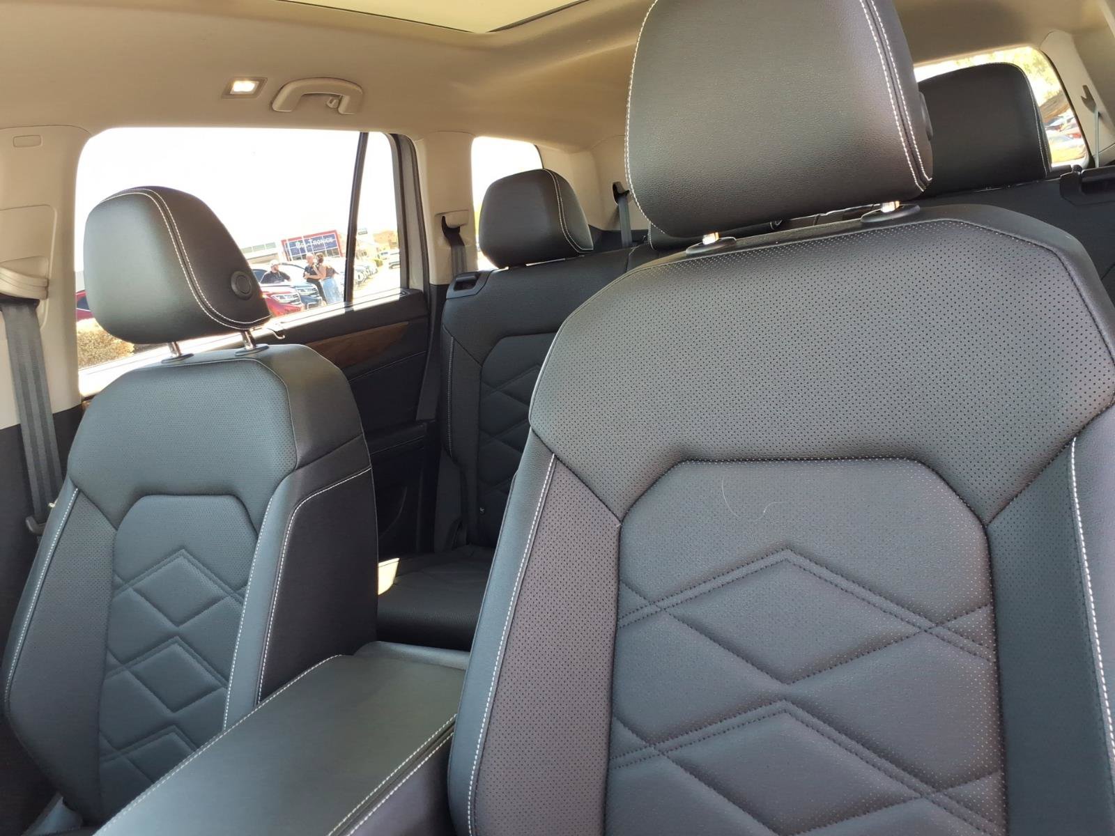 Certified 2026 Volkswagen Atlas SE w/ Panoramic Sunroof Package FWD image 21
