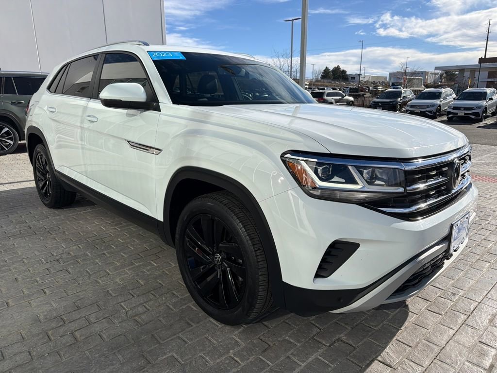 Certified 2023 Volkswagen Atlas Cross Sport SE w/ Panoramic Sunroof Package image 9