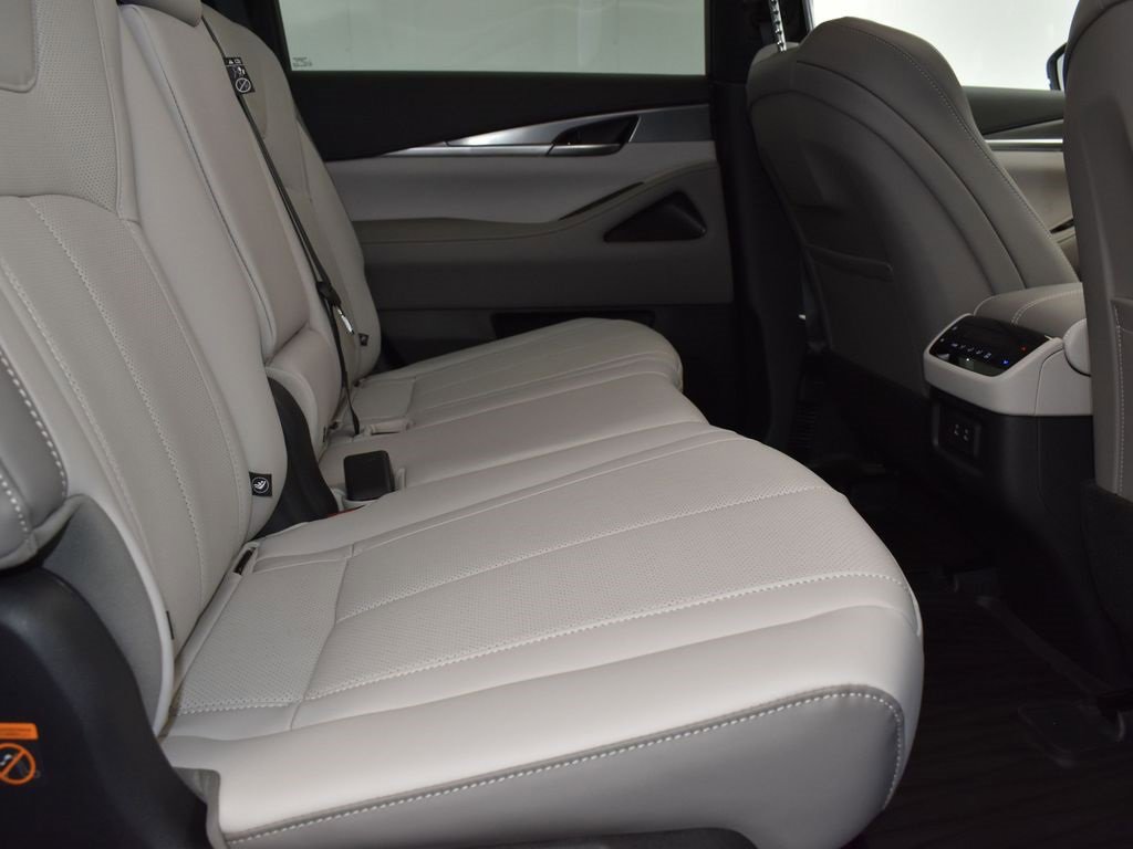 New 2026 INFINITI QX60 Pure image 23