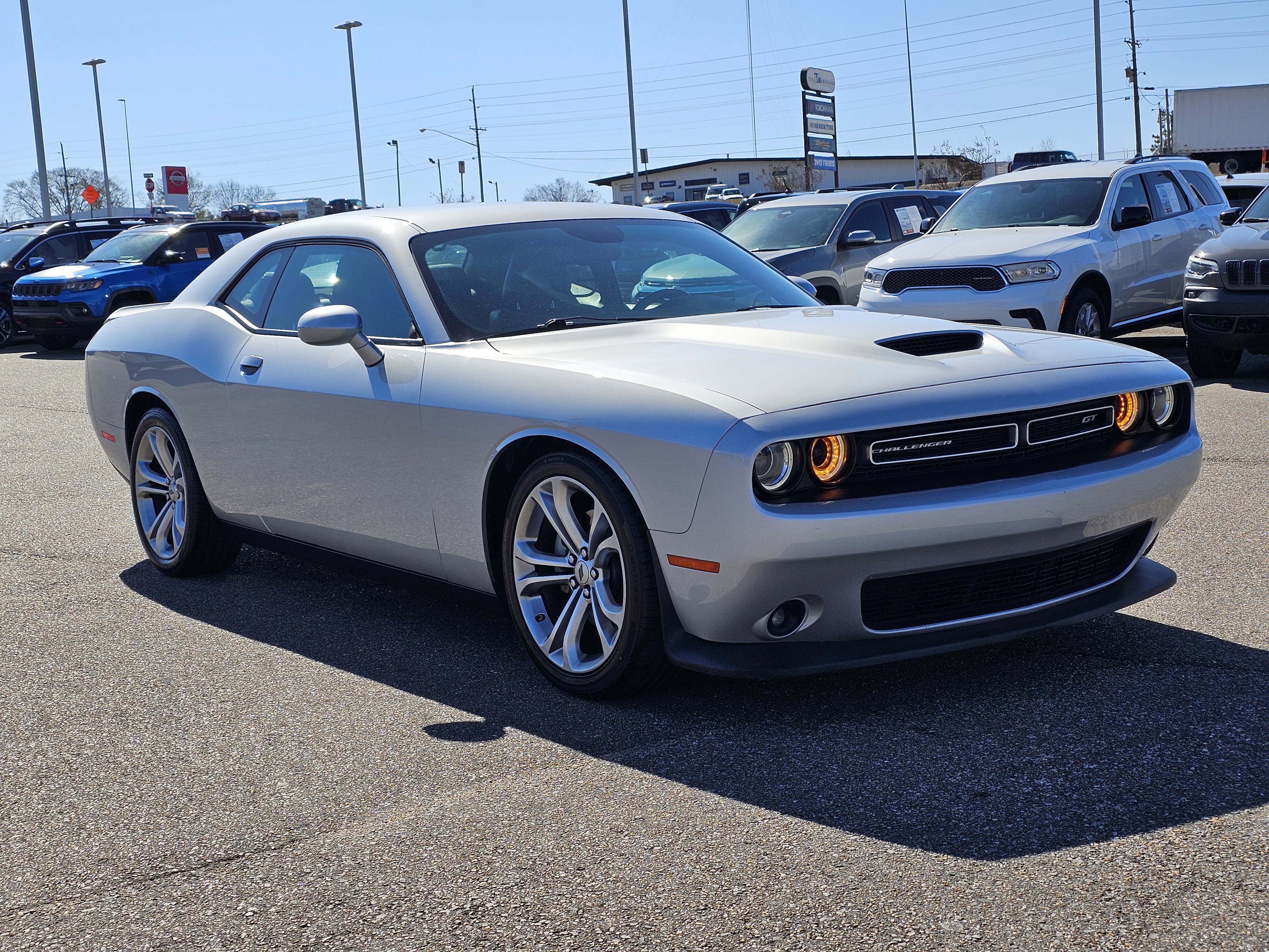 Used 2022 Dodge Challenger GT w/ Plus Package image 6