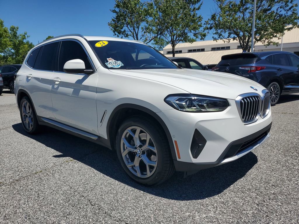 Used 2024 BMW X3 sDrive30i w/ Convenience Package w/ZPA RWD image 3