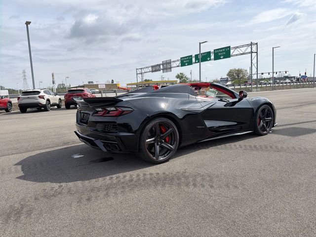 Used 2025 Chevrolet Corvette E-Ray w/ Stealth Interior Trim Package AWD/4WD image 39