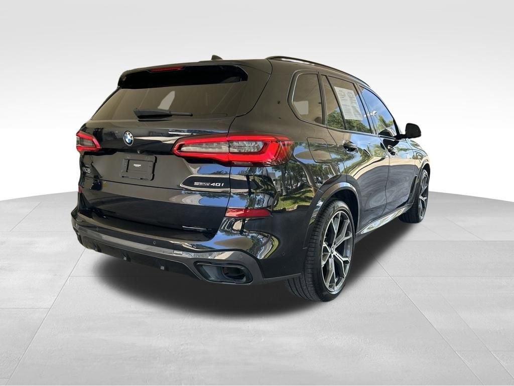 Used 2020 BMW X5 sDrive40i w/ M Sport Package RWD image 3