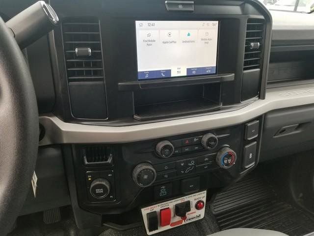 New 2026 Ford F550 XL DUMP TRUCK image 18