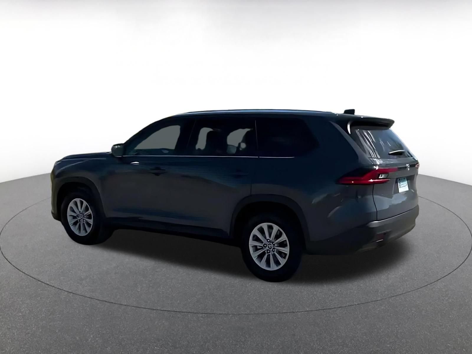 Used 2025 Toyota Grand Highlander FWD image 9