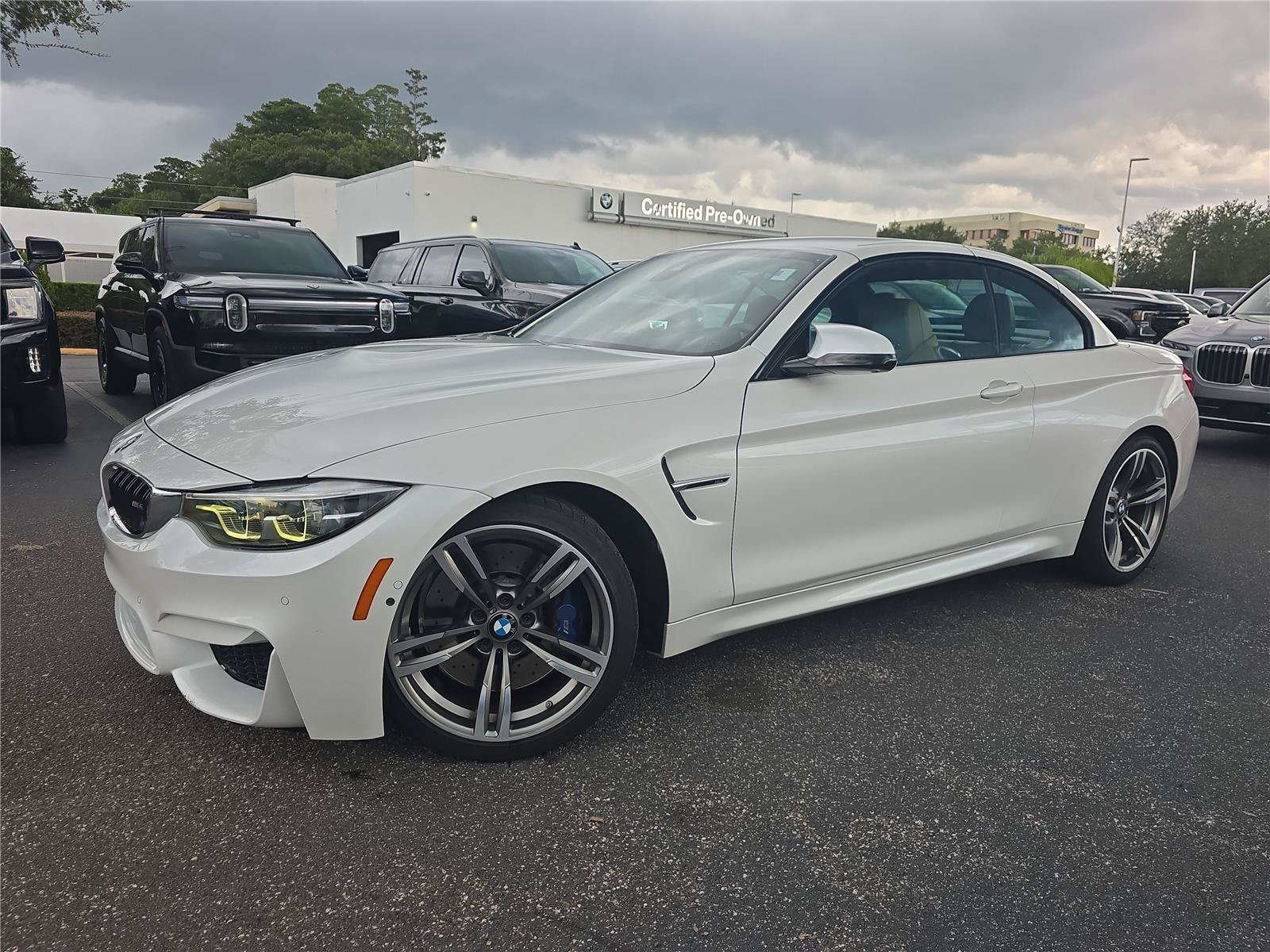 Used 2018 BMW M4 Convertible RWD image 24
