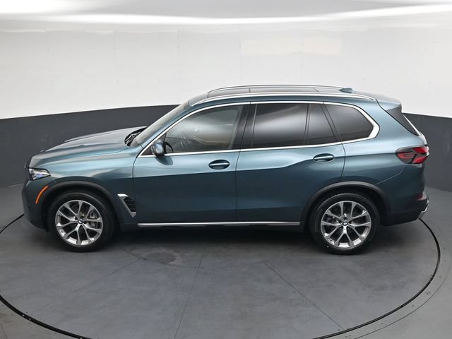 Used 2024 BMW X5 xDrive40i w/ Premium Package AWD/4WD image 29