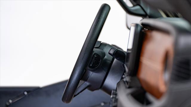 Used 2025 Jeep Gladiator Sport image 14