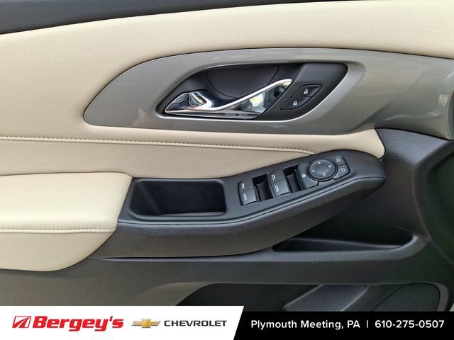 Certified 2023 Chevrolet Traverse LS AWD/4WD image 16