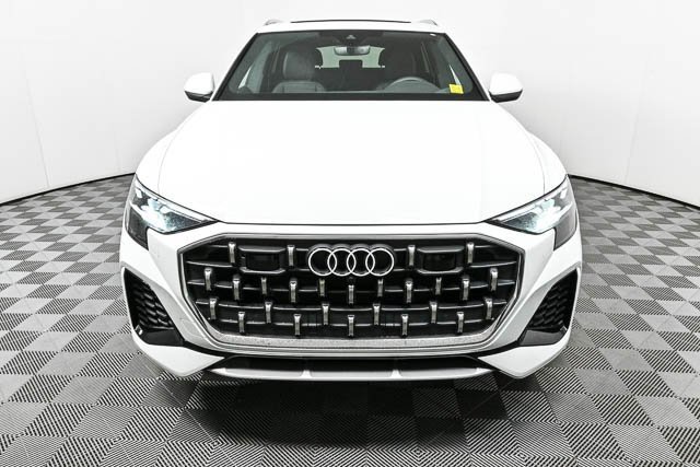 New 2025 Audi Q8 Premium image 2