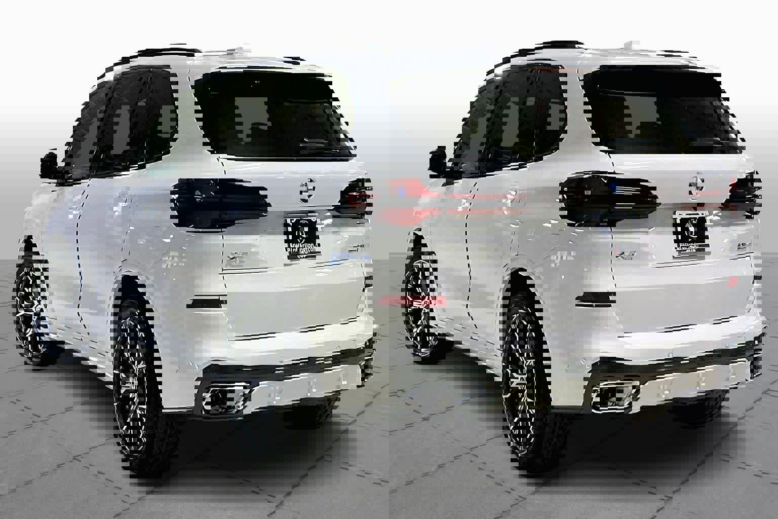 New 2026 BMW X5 xDrive40i w/ M Sport Package image 12