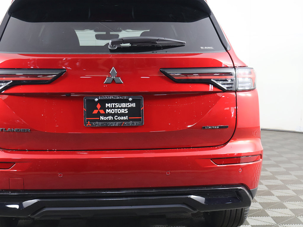New 2026 Mitsubishi Outlander LE AWD/4WD image 16