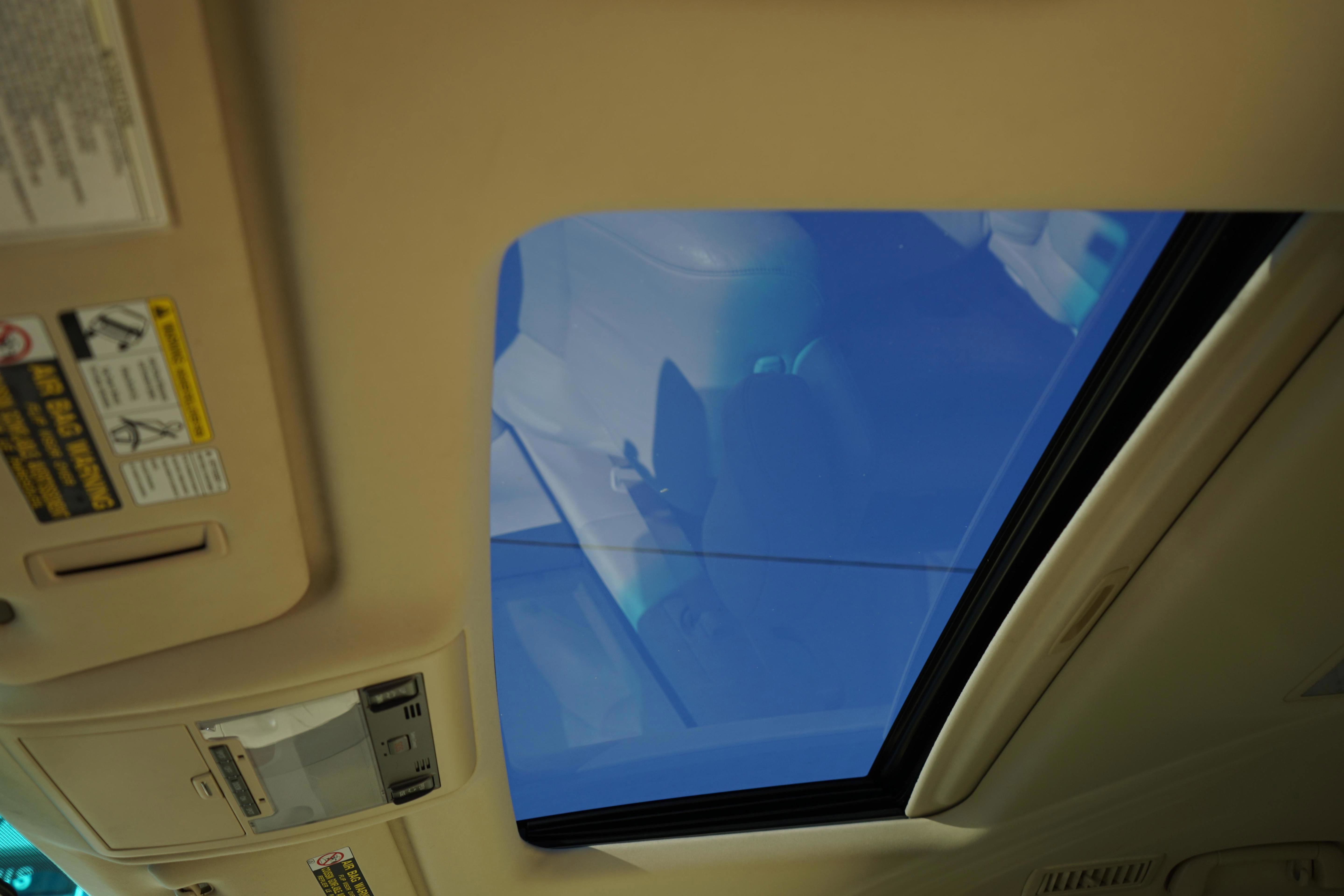 Used 2014 Lexus LX 570 4WD image 11