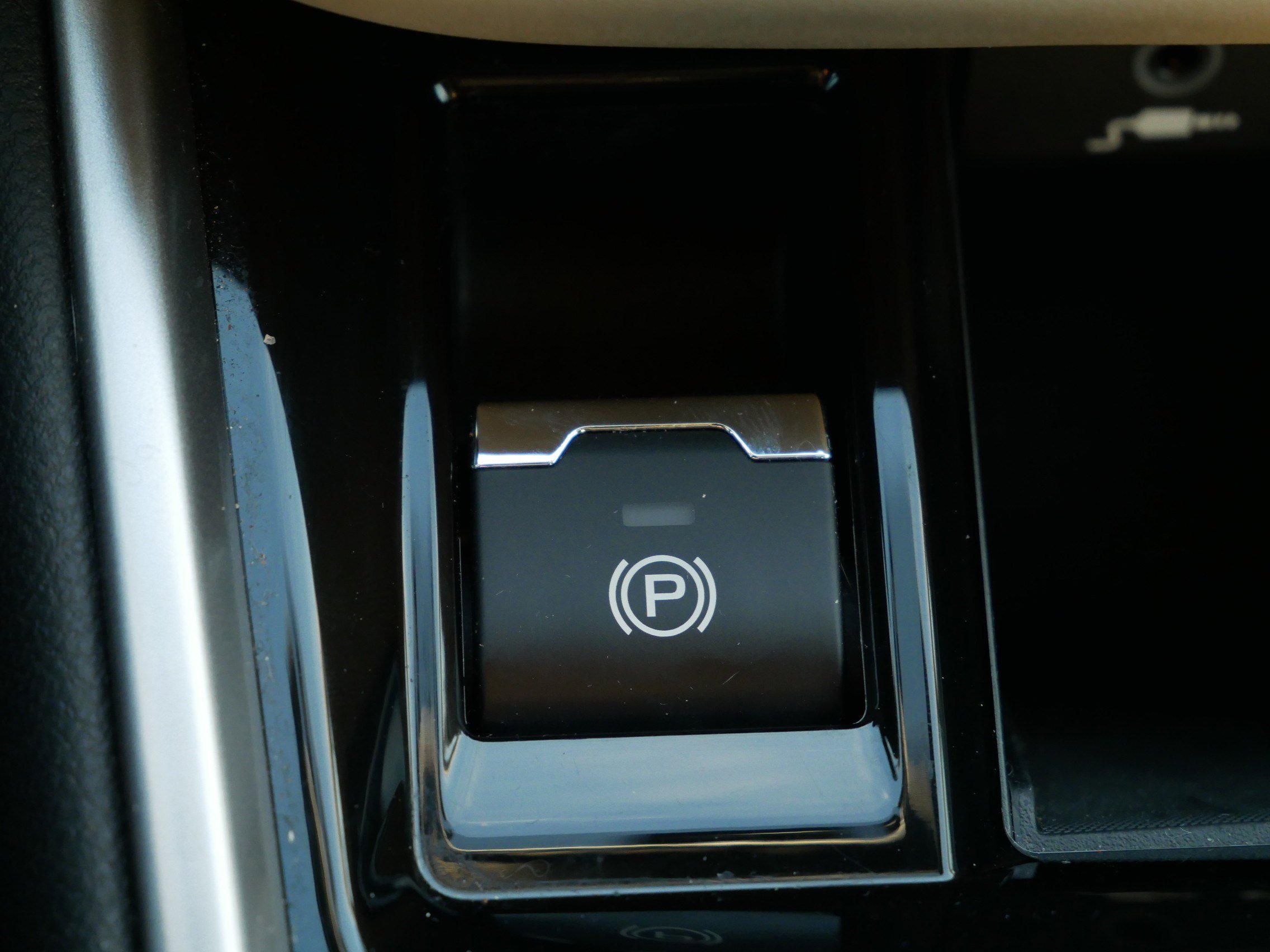 Used 2024 Subaru Outback Limited image 32