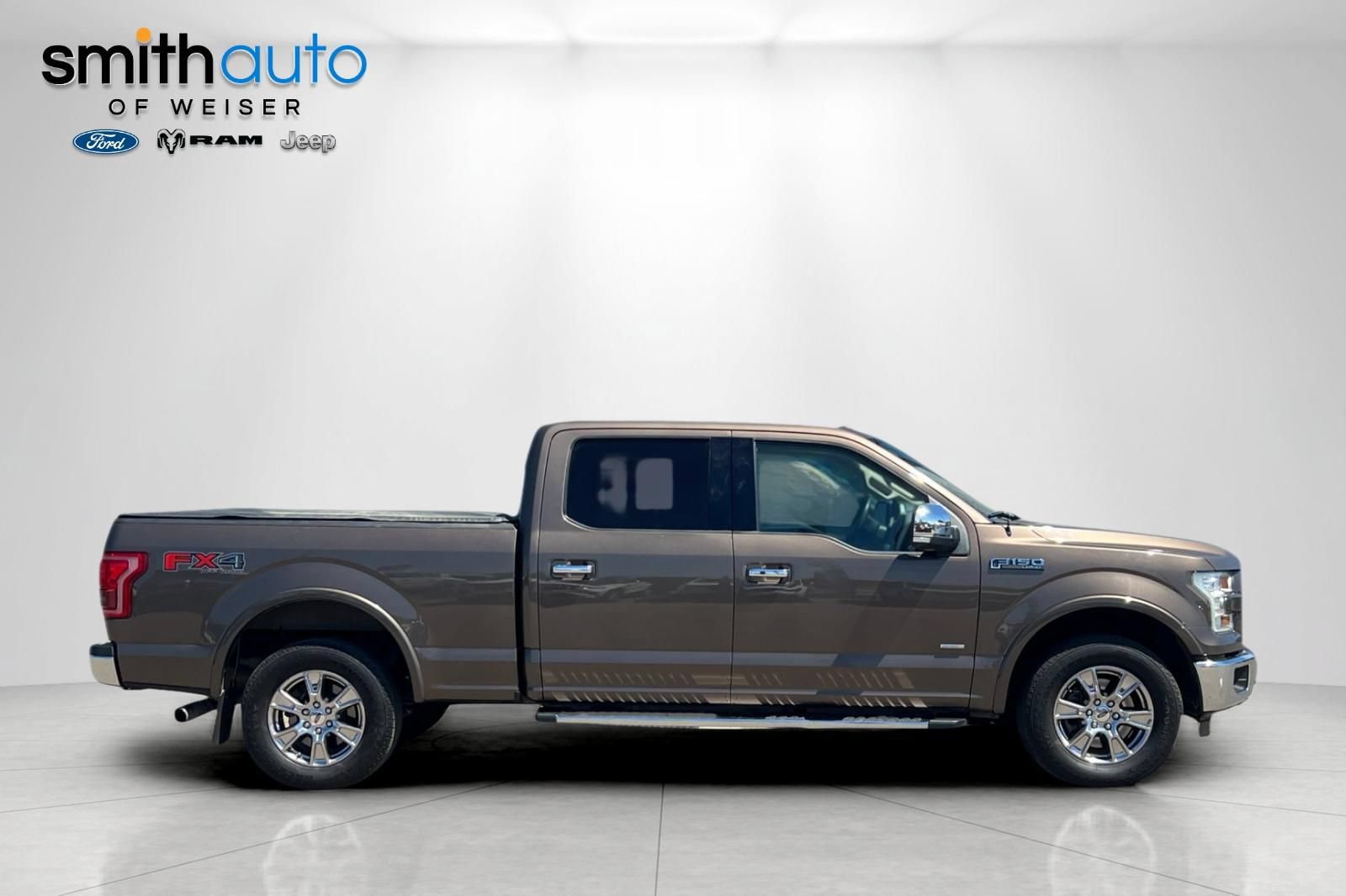 Used 2016 Ford F150 Lariat w/ Equipment Group 502A Luxury AWD/4WD image 3