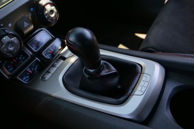 Used 2015 Chevrolet Camaro ZL1 RWD image 17