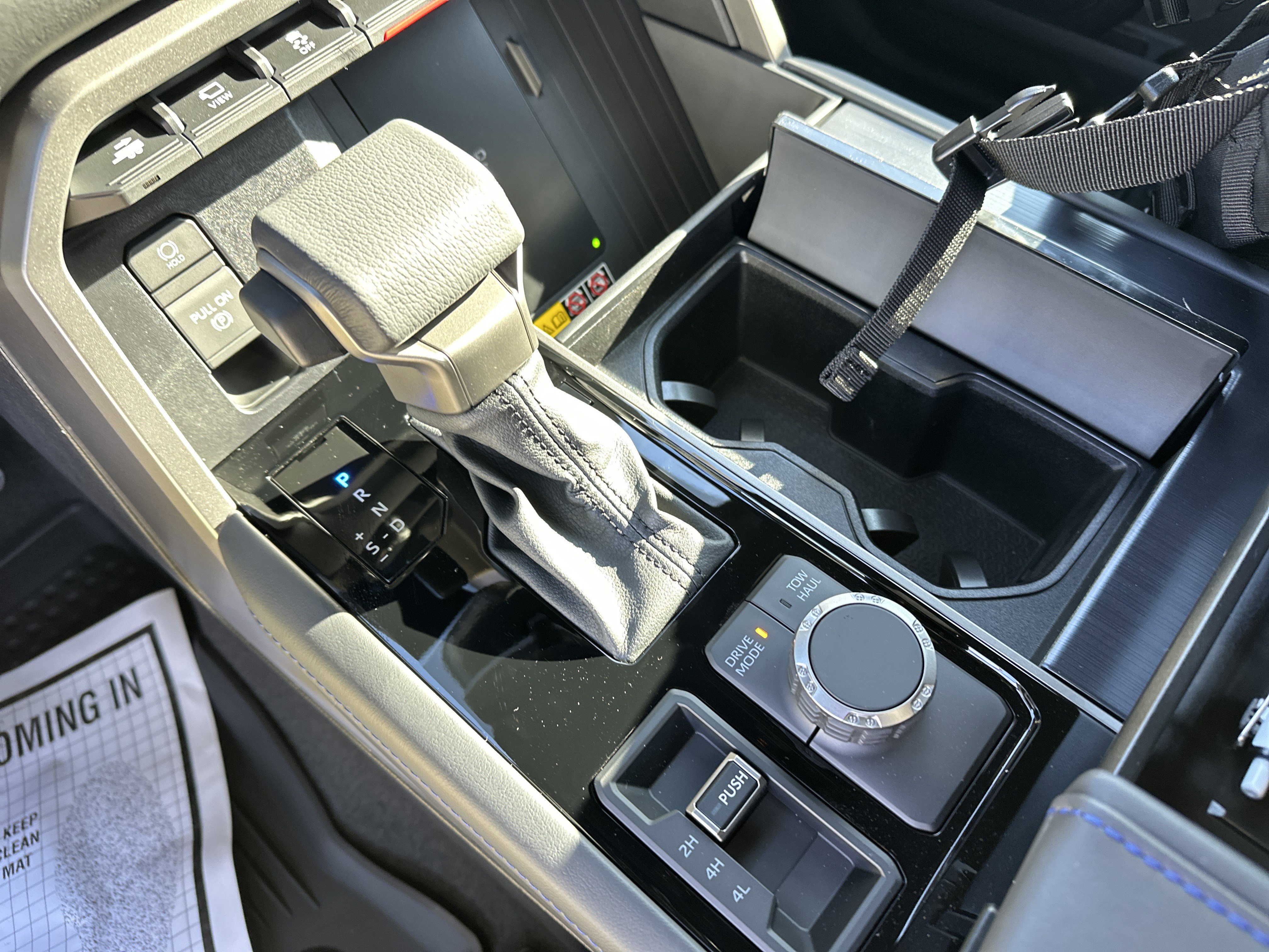 Used 2026 Toyota Tundra Platinum image 31