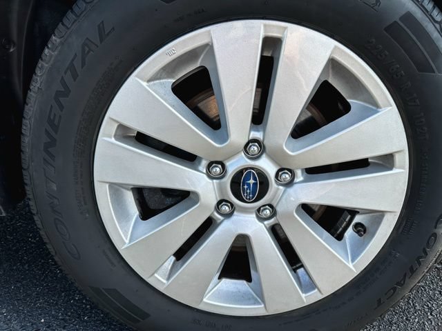 Used 2019 Subaru Outback 2.5i AWD/4WD image 11