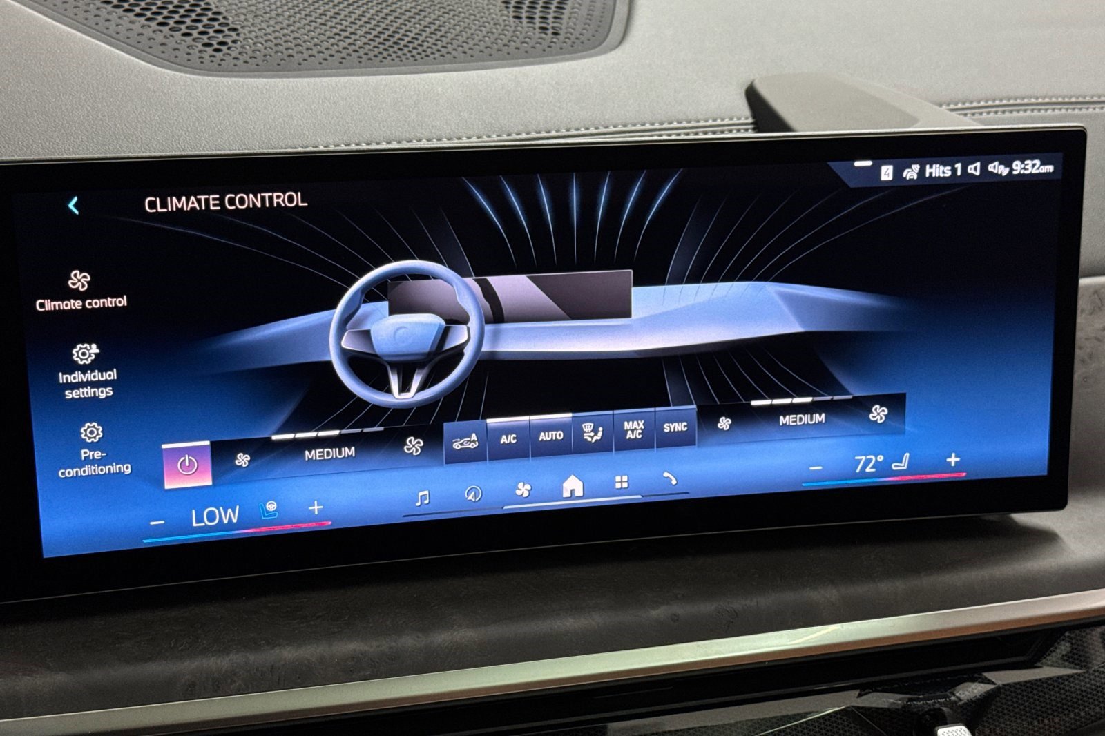 Used 2026 BMW X7 xDrive40i w/ Premium Package image 26