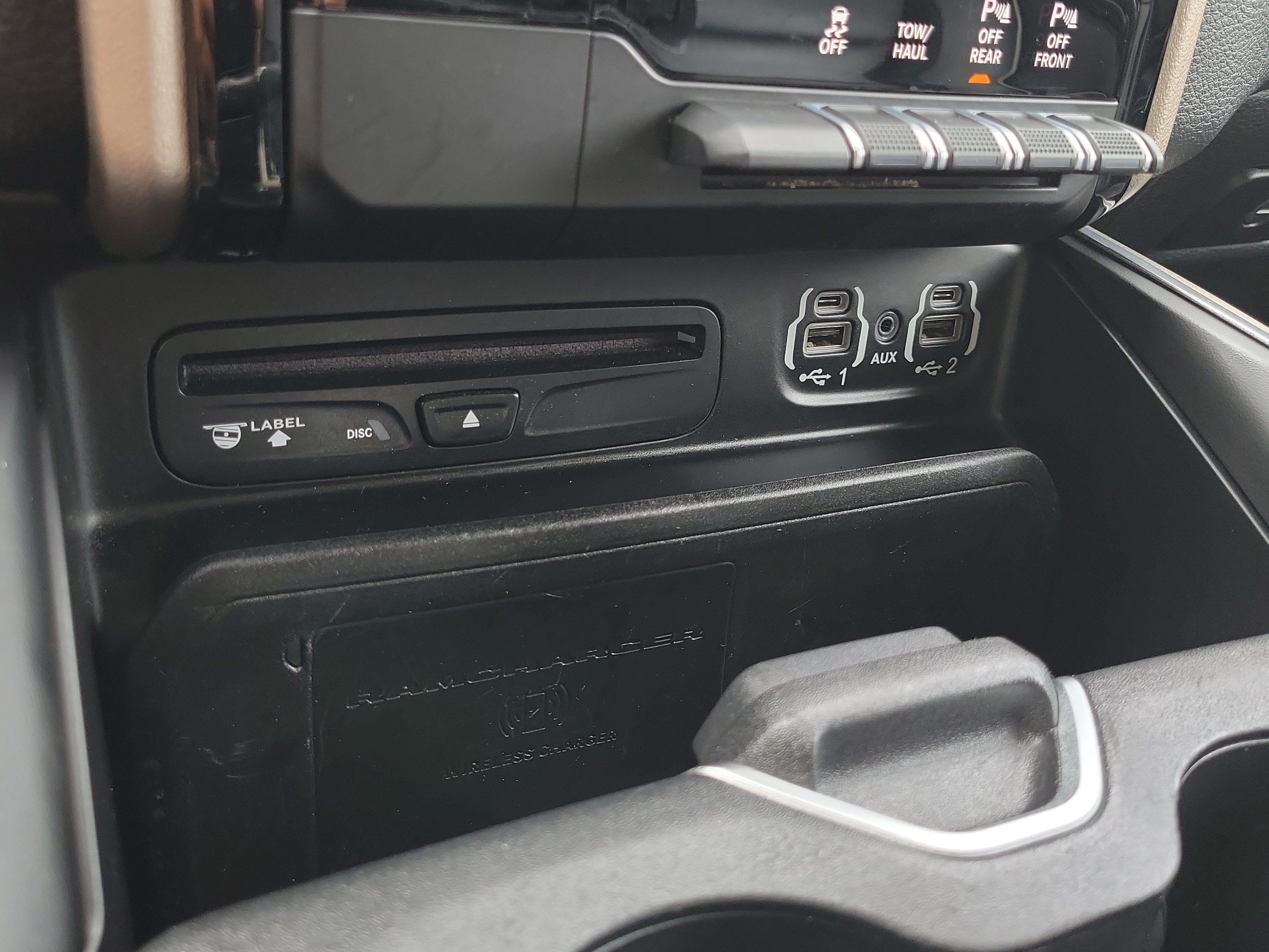 Used 2019 RAM 1500 Laramie RWD image 27