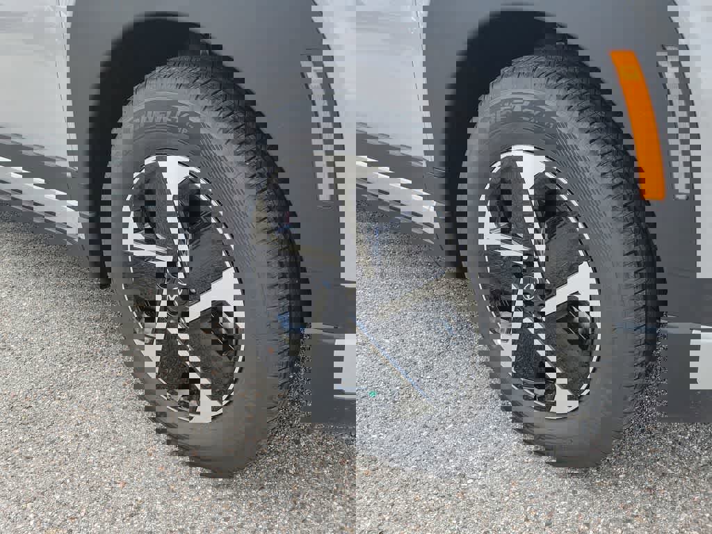 New 2026 Hyundai Ioniq 9 SE image 5