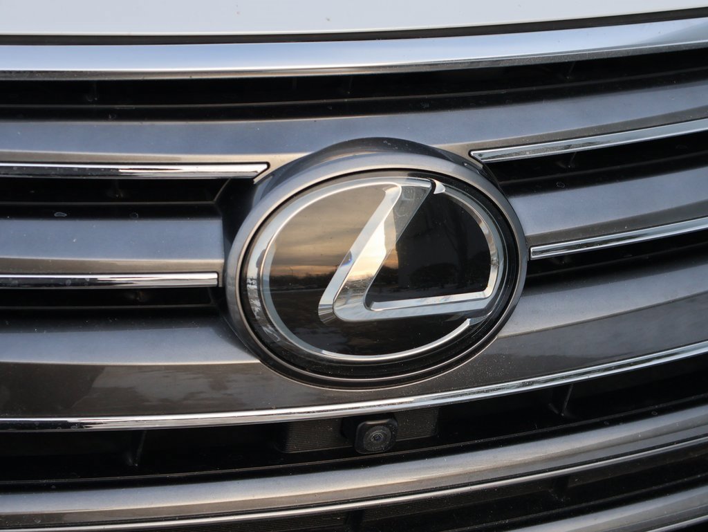 Used 2019 Lexus LX 570 570 image 2