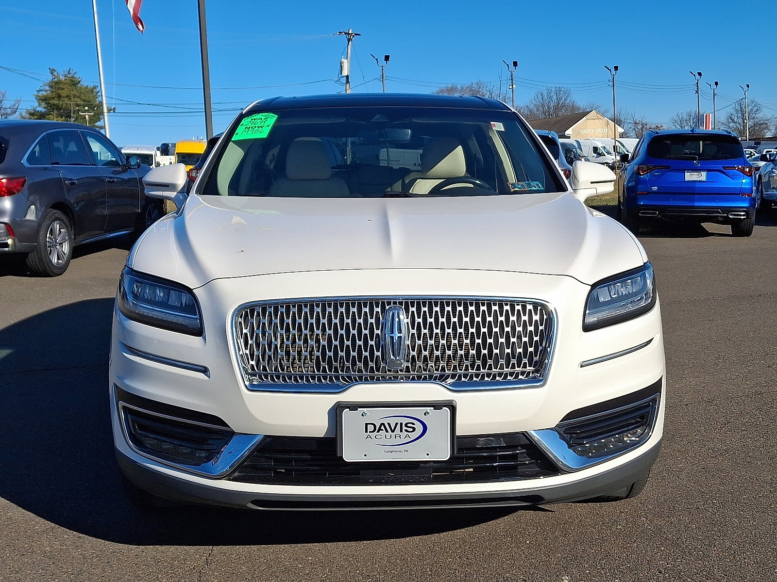 Used 2019 Lincoln Nautilus Select image 2