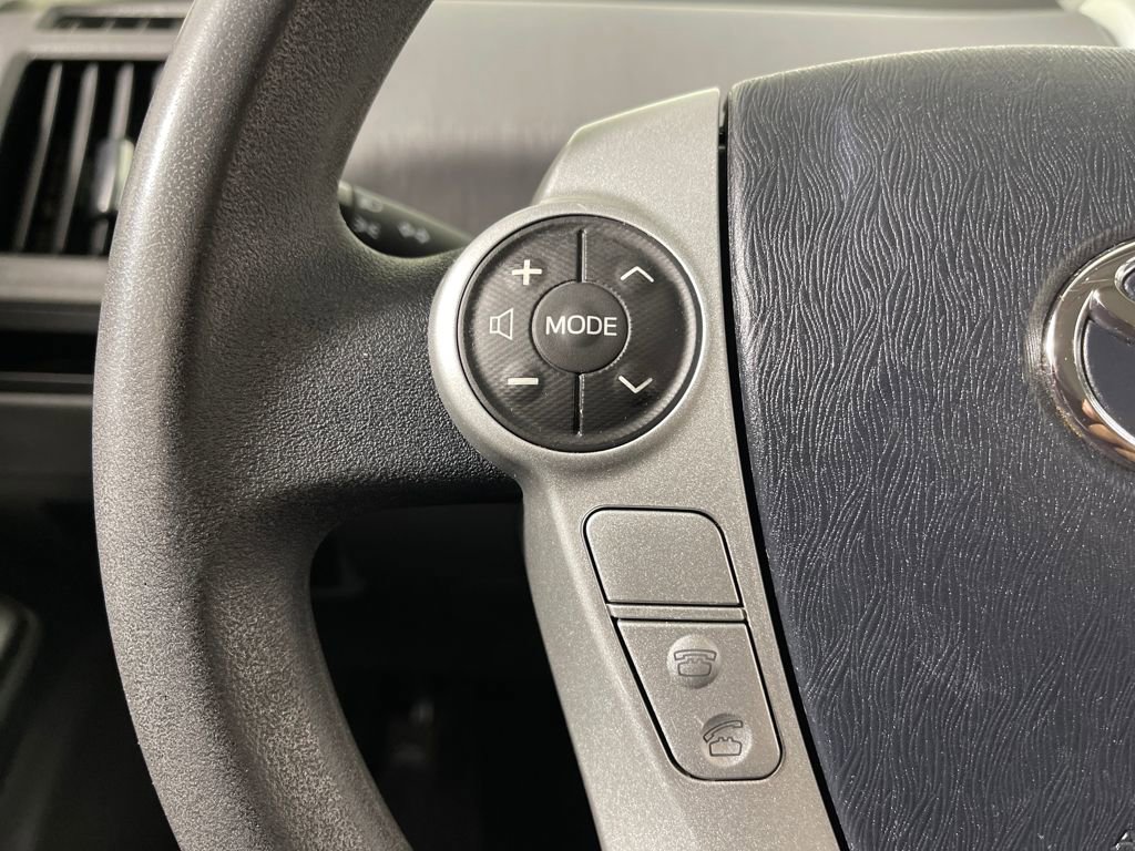 Used 2014 Toyota Prius V Two image 29