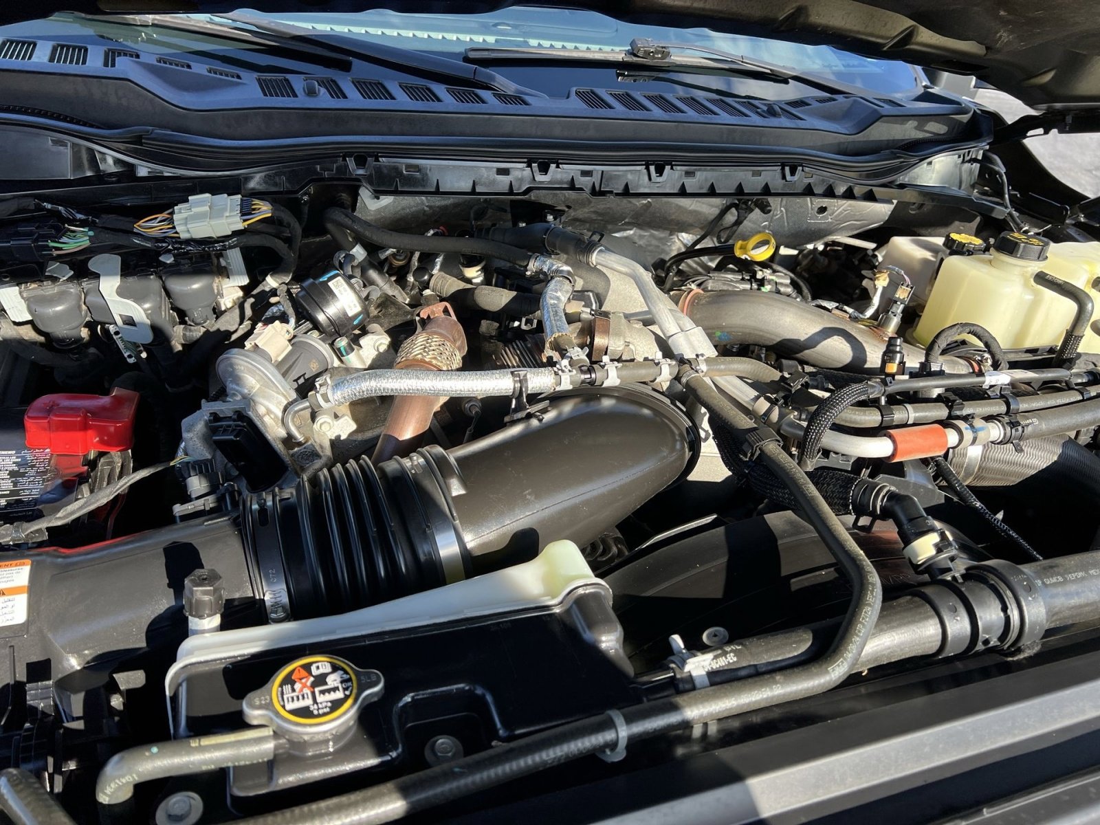 Used 2024 Ford F450 Platinum w/ FX4 Off-Road Package image 28