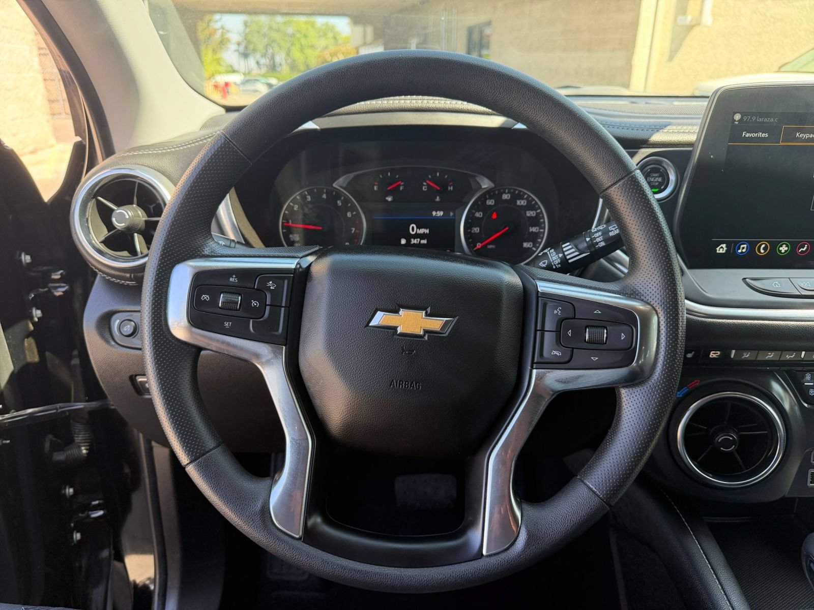 Used 2025 Chevrolet Blazer LT FWD image 29