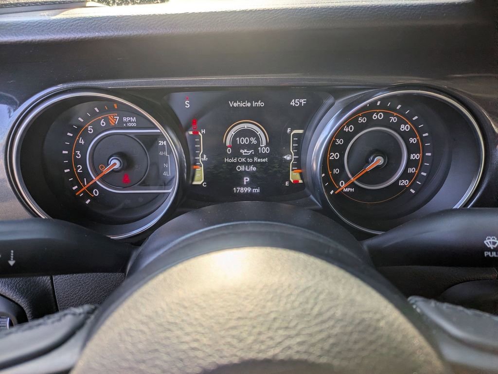 Used 2022 Jeep Gladiator Sport image 15