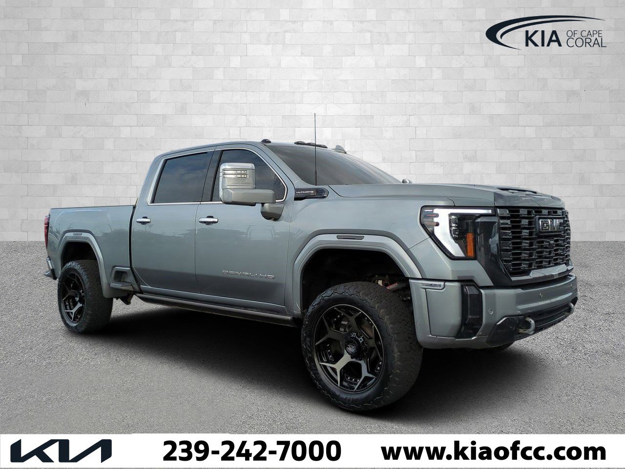 Used 2024 GMC Sierra 2500 Denali Ultimate