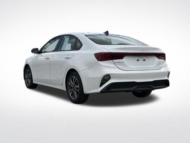 Used 2023 Kia Forte LXS image 5